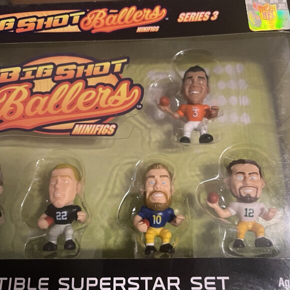 Big Shot Ballers NFL Series 3 Collectible Superstar Minifig Set of 7 New In Box - Picture 6 of 13